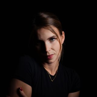 Das zweite Set aus der Studio Session mit Monique.
💃 @minique_bi
📸 @sebastian.photo.compass
📍 Wienhausen
#portraitphotography #studio #lowkey #feelthemoment #onelightsetup